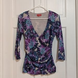 Flowery 3/4 sleeve top